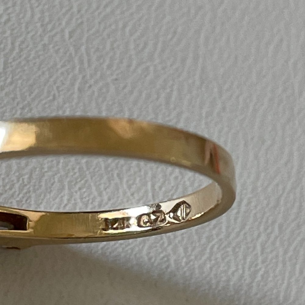 CLASSIC BAGUETTE AND ROUND CZ ENGAGEMENT RING - Picture 3 of 5